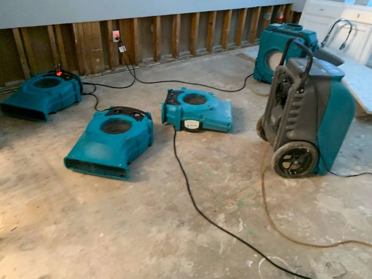 Water Damage Restoration services in East End, AR